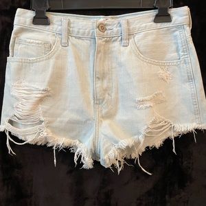 Womens size 5 Hollister High Rise Fringed Shorts